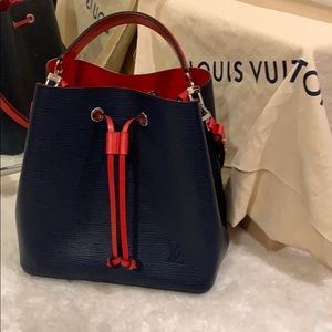 Louis Vuitton NeoNoe Epi Leather